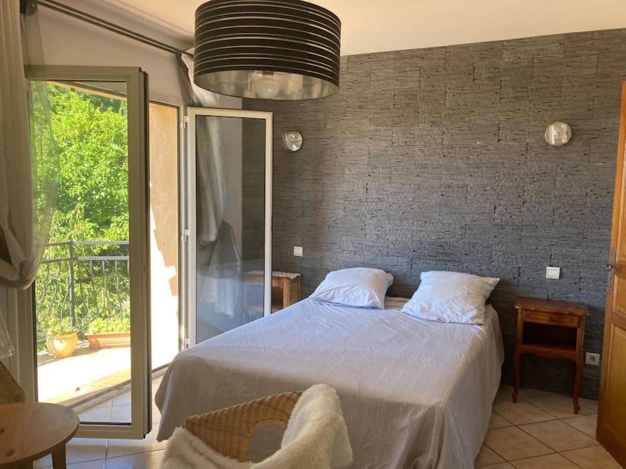 Avec Piscine Et Vue Magnifique Sur Villa *